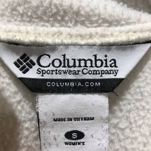 Columbia Jackets & Coats - Columbia zip-up jacket with hood!! Columbia Jackets & Coats - Columbia zip-up jacket with hood!!